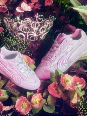 Puma x Wicked Collab Glinda Girls Size 1